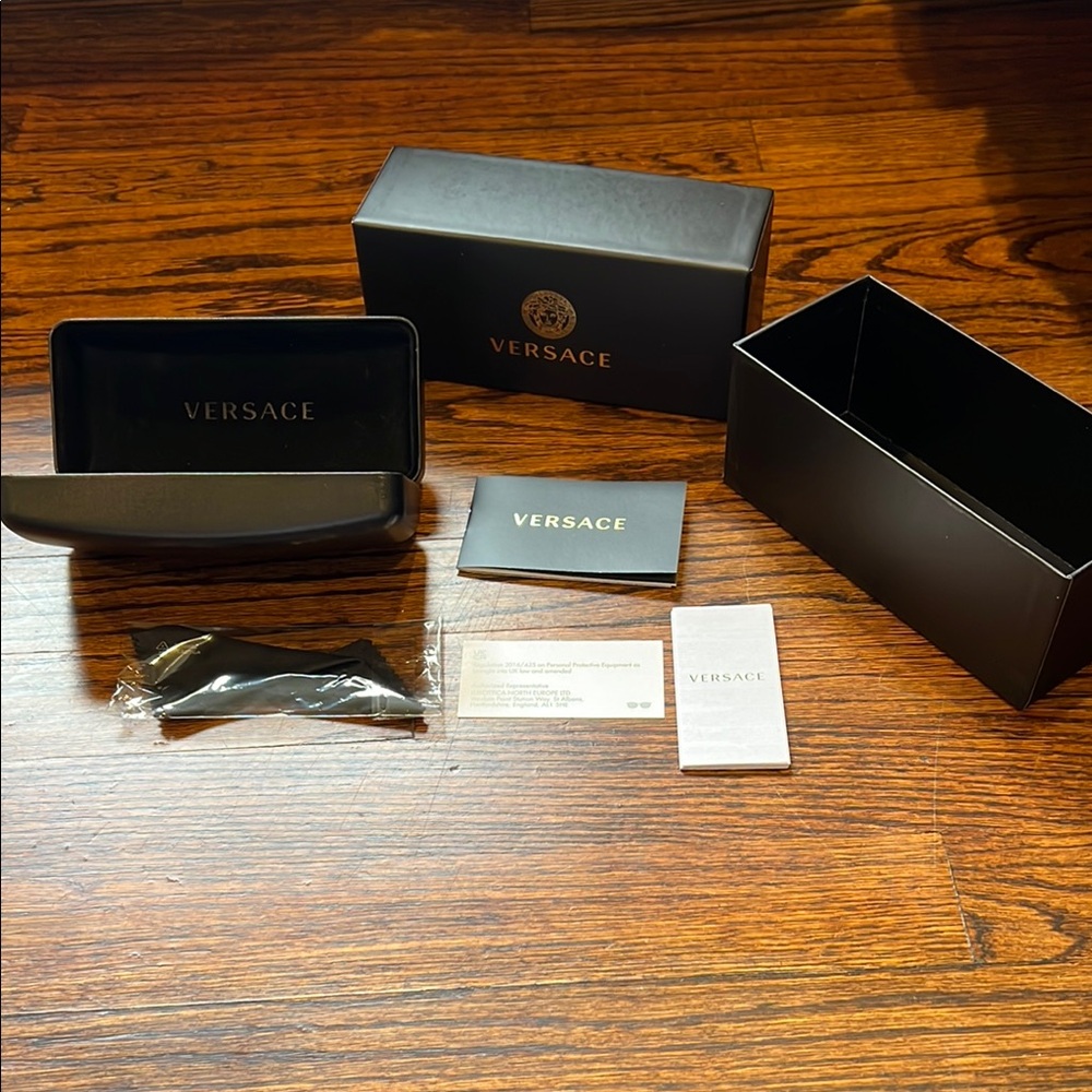Versace Gold Aviator Sunglasses with Double Bridge - Picture 11 of 11